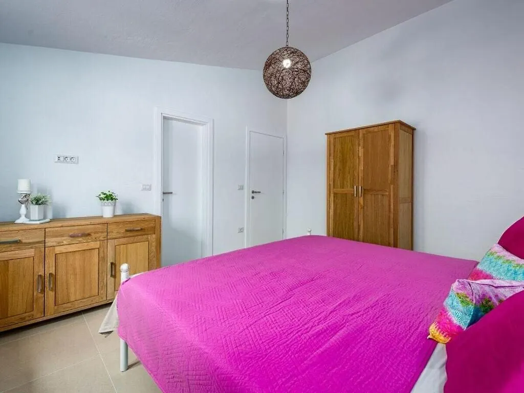 Villa Lavandula Kastelir Croatia
